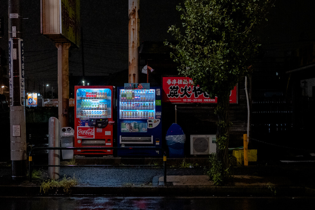 コカ・コーラとサントリーの自販機