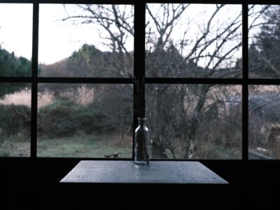 長野、月夜の蚕小屋